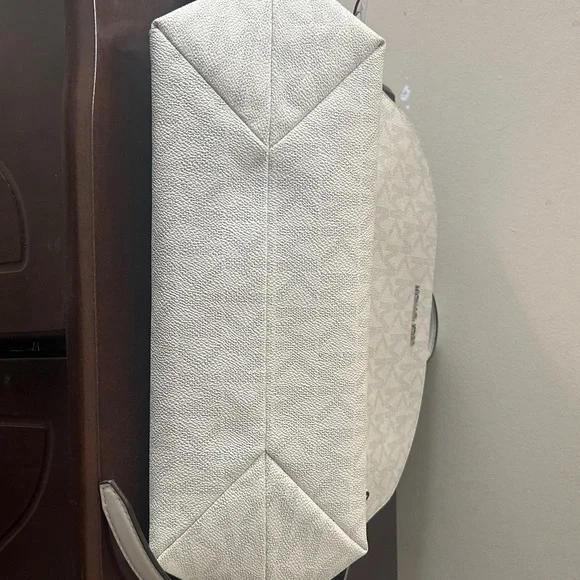 Michael Kors Cream Logo Mini Backpack - Picture 11 of 13